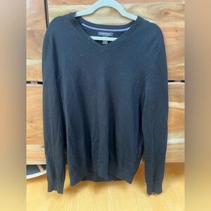 Banana Republic V-neck Black Extra Fine Merino Wool Sweater, Size Medium